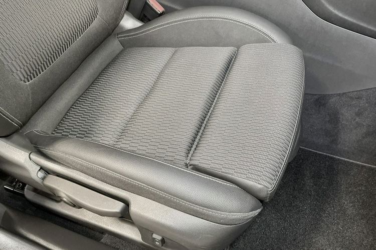 Opel Insignia 2.0 CDTI 170KM Innovation AppleCar NAVI LUX Led KeyLess Virtua Niemiec zdjęcie 39