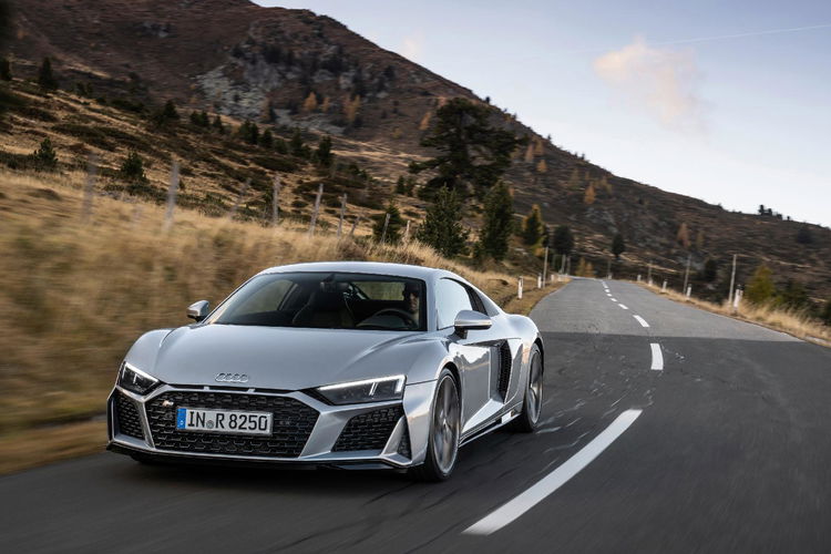 AUDI R8 V10 Quattro Performance zdjęcie 2