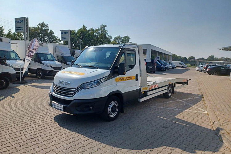 Iveco DAILY 35S18 zdjęcie 1