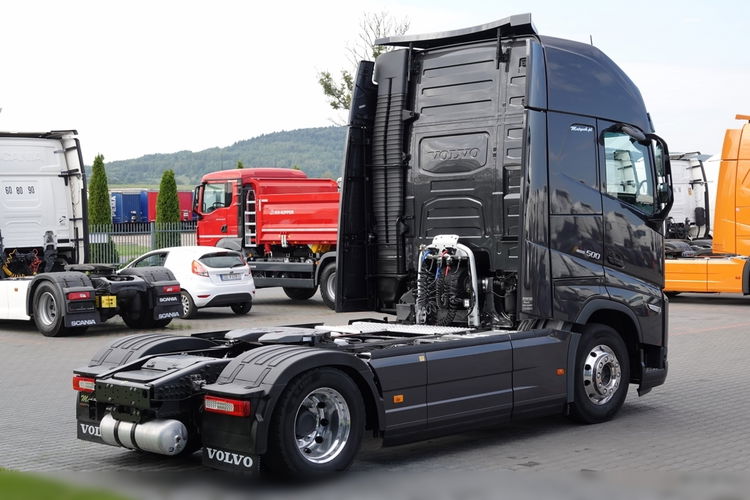 Volvo FH 500 / XXL / I-SAVE / KLIMA POSTOJOWA / CAŁY NA PODUSZKACH / TV / SKÓRY / ALUSY /  zdjęcie 9