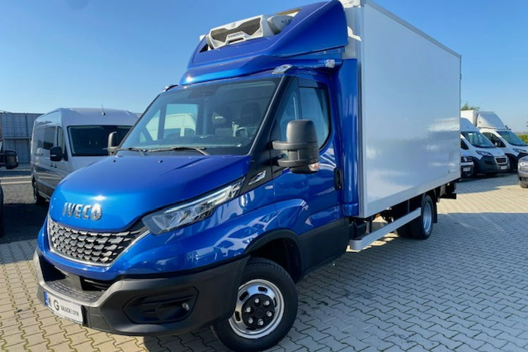 Iveco Daily 35C16 V SALON PL/ XENON / MROŹNIA CHŁODNIA-220V / BLIŹNIAKI / WINDA zdjęcie 3