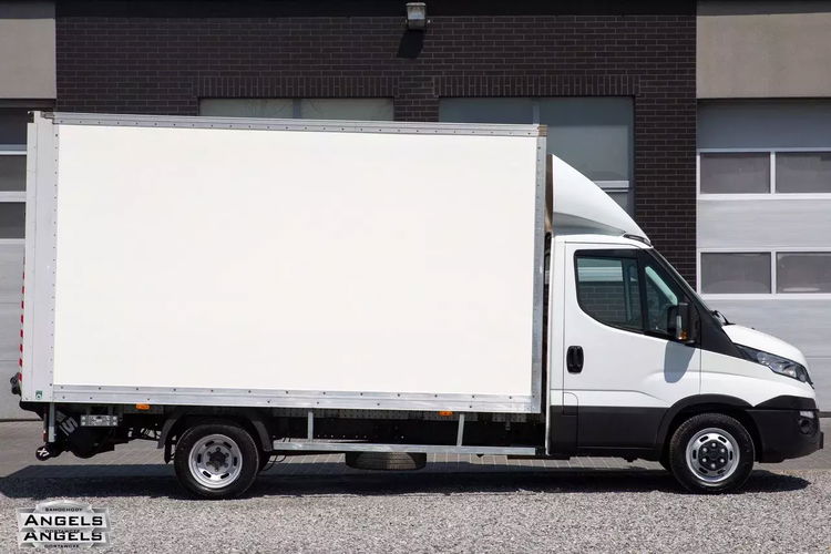 Iveco Daily 35C15 KONTENER + WINDA 750kg KOŁA BLIŹNIAKI zdjęcie 2