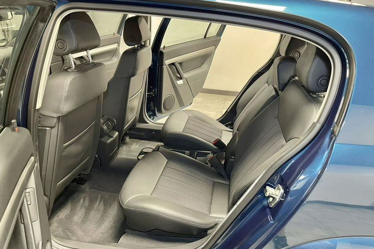 Opel Signum 1.8 140KM 80.000km Edition PLUS LPG Pół-Skóry Alu 17 PDC Z NIEMIEC zdjęcie 29