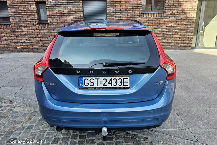 Volvo V60 2.0 Diesel148 Tys.Km Kremowe Skóry Momentum zdjęcie 13