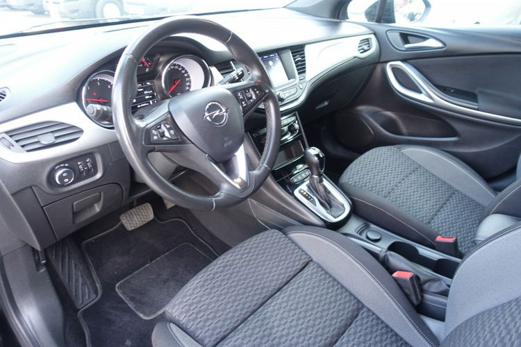Opel Astra Automat / 1.5 Diesel 122 KM / Lampy Full Led zdjęcie 8