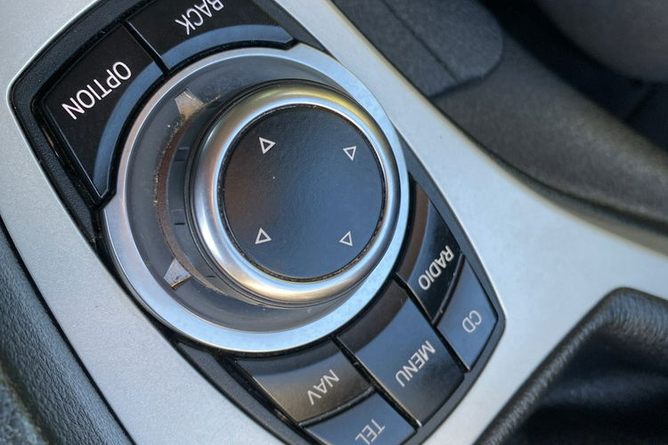 BMW X1 zadbane serwisowane zdjęcie 16