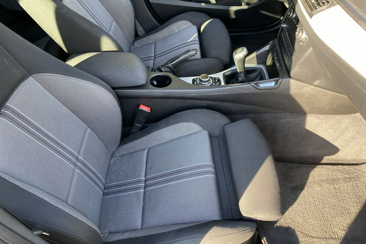 BMW X1 zadbane serwisowane zdjęcie 21