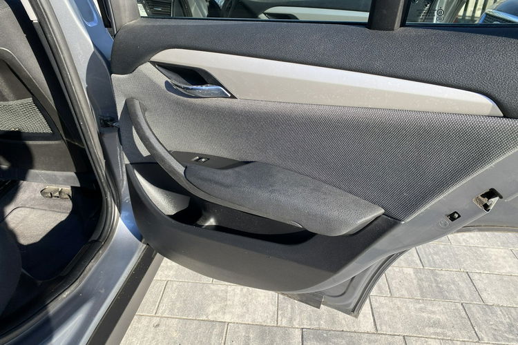 BMW X1 zadbane serwisowane zdjęcie 4