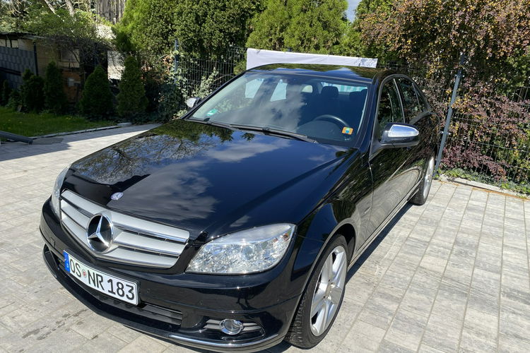 Mercedes C 180 Bardzo zadbana - 100% oryginalny przebieg.NOWY ROZRZĄD zdjęcie 37