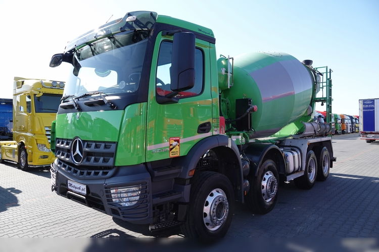 Mercedes AROCS 3240 / 8x4 / GRUSZKA / PUTZMEISTER / 9m3 / BETONOMIESZARKA / EURO 6 / ŁADOWNOŚĆ: 21 200 KG / PO ZŁOTYM KONTAKCIE SERWISOWYM  zdjęcie 2