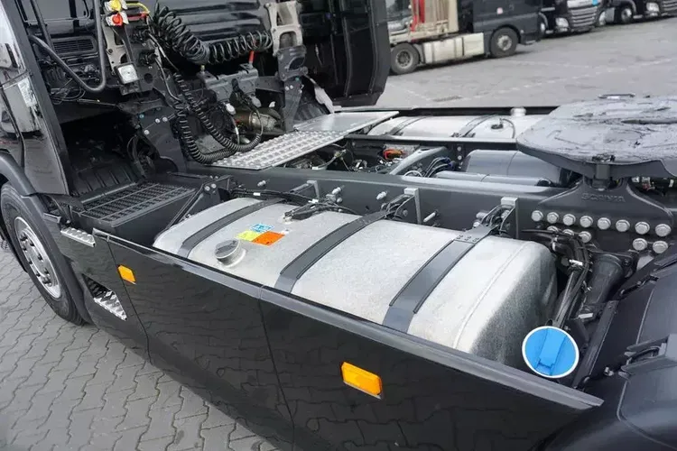 Scania S 560 / SUPER / ACC / E 6 / RETARDER / BAKI 1230 L zdjęcie 13