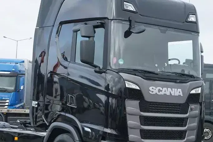 Scania S 560 / SUPER / ACC / E 6 / RETARDER / BAKI 1230 L zdjęcie 26