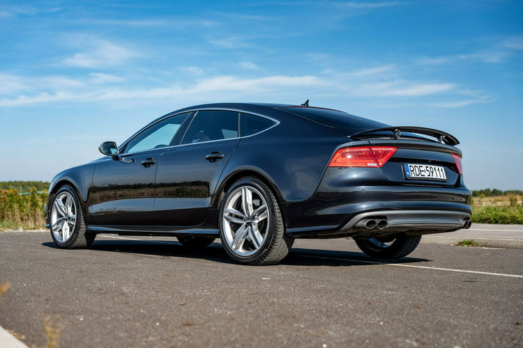 Audi S7 4.0L V8 / 520KM / Bogate wyposażenie / Regularne przeglądy zdjęcie 12