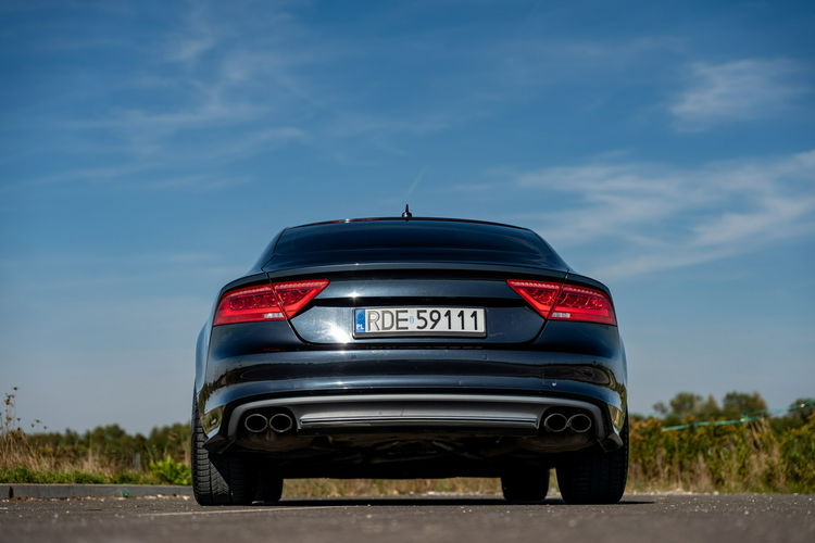 Audi S7 4.0L V8 / 520KM / Bogate wyposażenie / Regularne przeglądy zdjęcie 22