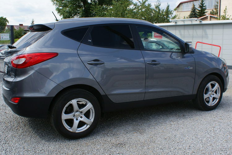 Hyundai ix35 zdjęcie 8