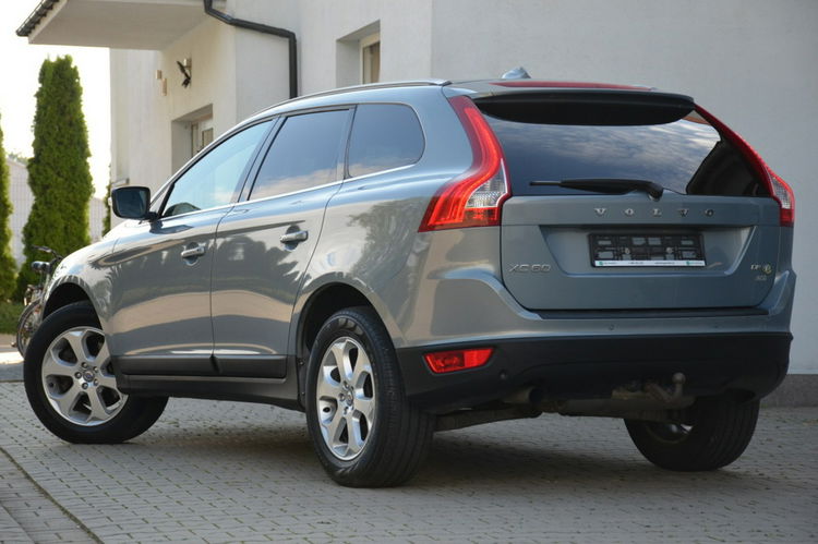 Volvo XC 60 Opłacone 2.0D3 163KM Serwis Panorama Bi-xenon Skóra Navi Kamera zdjęcie 13