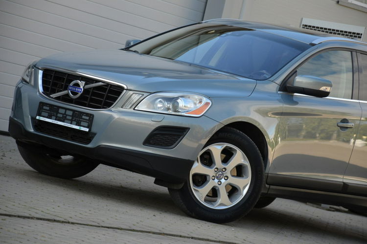 Volvo XC 60 Opłacone 2.0D3 163KM Serwis Panorama Bi-xenon Skóra Navi Kamera zdjęcie 18