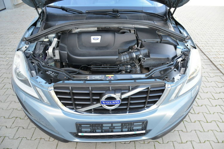 Volvo XC 60 Opłacone 2.0D3 163KM Serwis Panorama Bi-xenon Skóra Navi Kamera zdjęcie 19