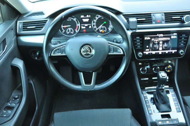 Skoda Superb 2.0TDI 4x4 DSG 190KM El.Klapa Podgrz.Szyba Serwis SalonPL AppConnect zdjęcie 23