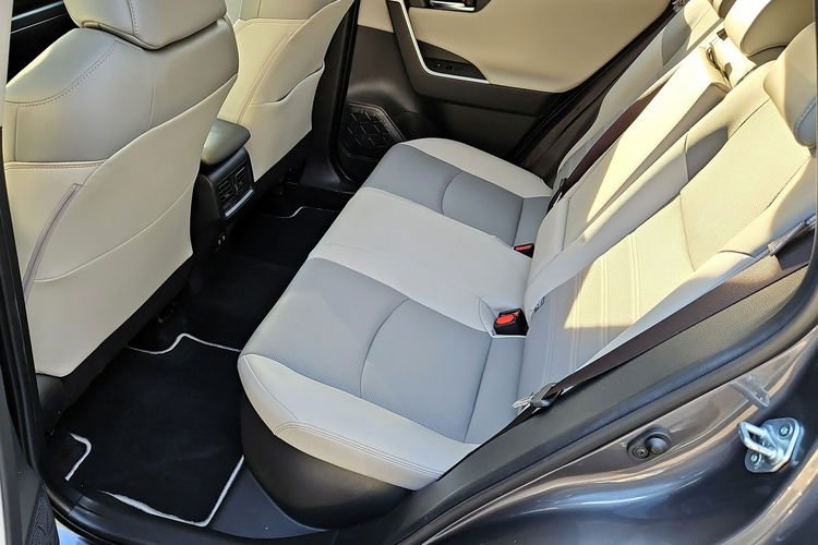 Toyota RAV-4 2.5 HSD 222KM 4x4 EXECUTIVE, salon Polska, gwarancja, FV23% zdjęcie 11