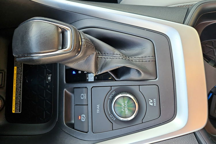 Toyota RAV-4 2.5 HSD 222KM 4x4 EXECUTIVE, salon Polska, gwarancja, FV23% zdjęcie 17