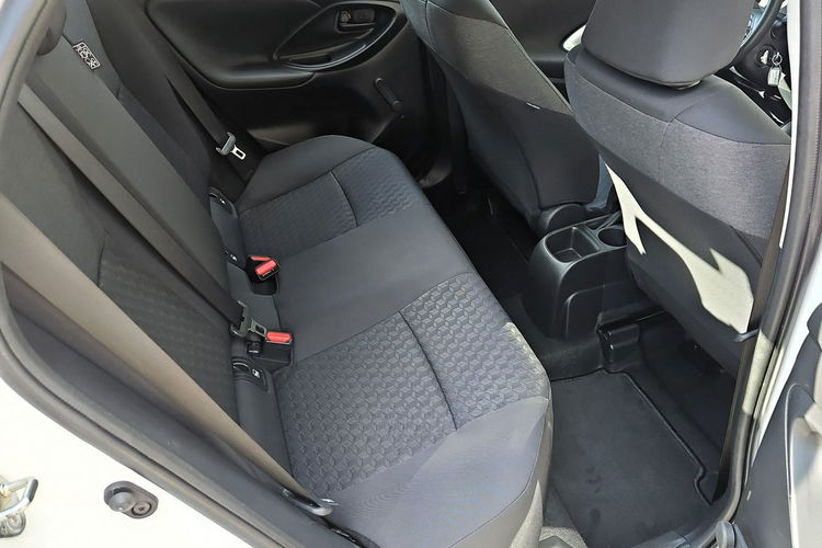 Toyota Yaris 1, 5 VVTi 125KM COMFORT, salon Polska, gwarancja, FV 23% zdjęcie 13