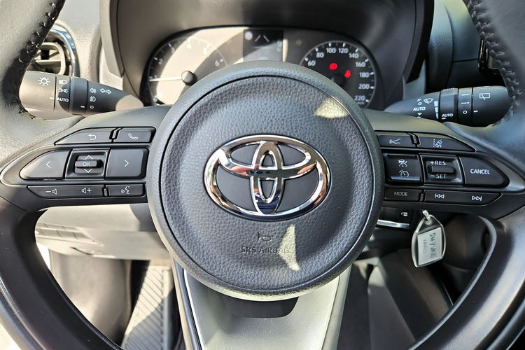 Toyota Yaris 1, 5 VVTi 125KM COMFORT, salon Polska, gwarancja, FV 23% zdjęcie 21