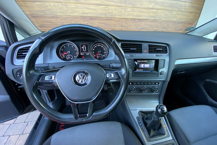 Volkswagen Golf 13r. benzyna 5 drzwi bezwypadkowy z Niemiec zdjęcie 16