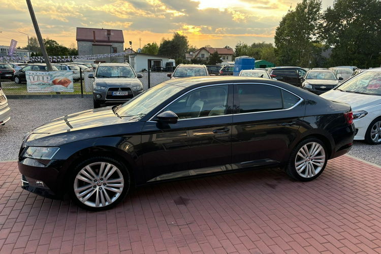 Skoda Superb 4X4,  Panorama,  Gwarancja zdjęcie 13