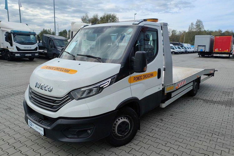 Iveco DAILY 35S18 zdjęcie 1