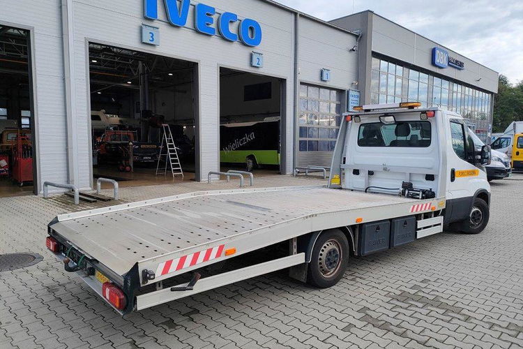 Iveco DAILY 35S18 zdjęcie 3