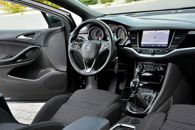 Opel Astra Sport Bixenon Ledy Navi Kamera Asystent Pasa 2xParktr. zdjęcie 20