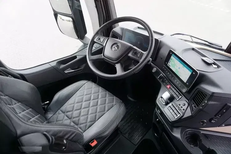 Mercedes ACTROS / 4463 / V 8 / MP 5 / 8 X 4 / RETARDER zdjęcie 13