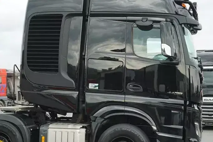 Mercedes ACTROS / 4463 / V 8 / MP 5 / 8 X 4 / RETARDER zdjęcie 35