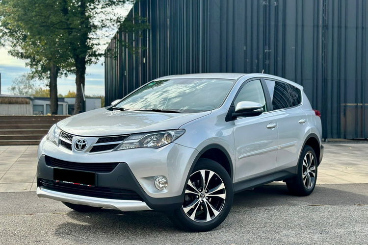 Toyota RAV-4 4WD Europa zdjęcie 14