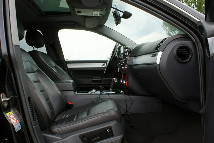 Volkswagen Touareg zdjęcie 12