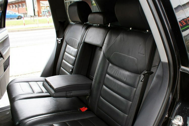 Volkswagen Touareg zdjęcie 15