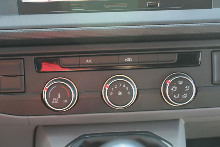 Volkswagen Transporter 4Motion F-vat Brygadowy Salon PL Gwarancja 150HP zdjęcie 23