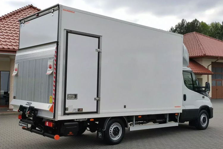 Iveco Daily 35S18 zdjęcie 13