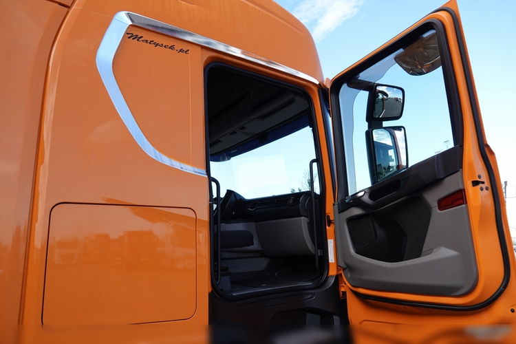 Scania R 450 / PEŁNY ADR / RETARDER / 2019 ROK / OPONY 100% /  PO ZŁOTYM KONTRAKCIE SERWISOWYM zdjęcie 36