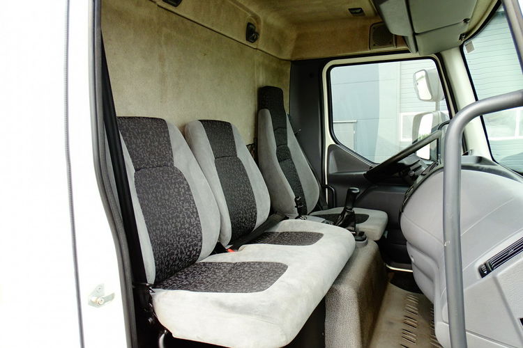 DAF LF 45.180 Wywrotka , Sprowadzony , Książka Serwisowa Wywrot do tyłu , Blokada Mostu ,  , 3 Osobowa kabina zdjęcie 9