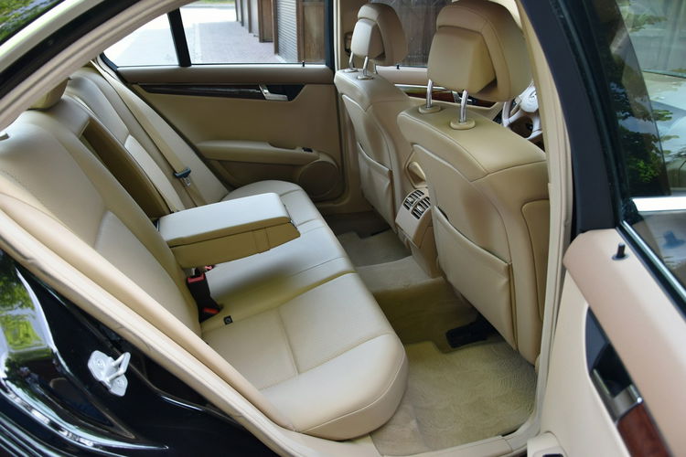 Mercedes C 200 C200 Elegance 1.8Kompressor 184KM Automat 2008r. REZERWACJA zdjęcie 11