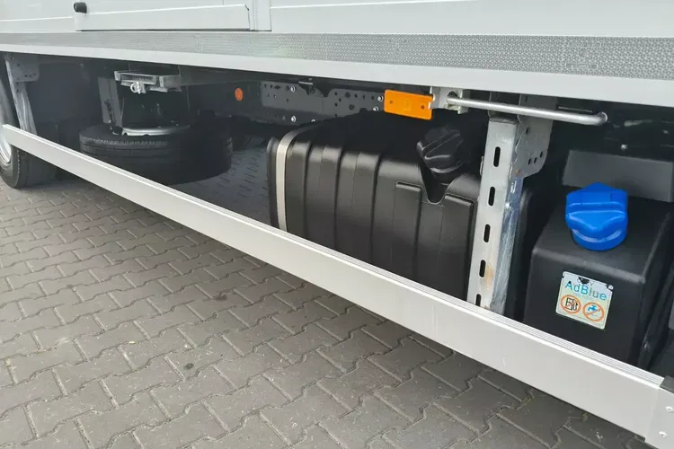 Iveco EURO CARGO 120-190L / KONTENER 6.30 + WINDA / EURO 6 / NISKI PRZEBIEG / zdjęcie 16