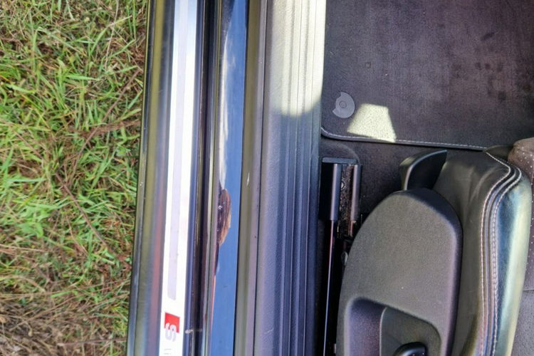 Audi A6 Zadbane rodzinne - bezwypadkowe z oryginalnym przebiegiem. zdjęcie 32