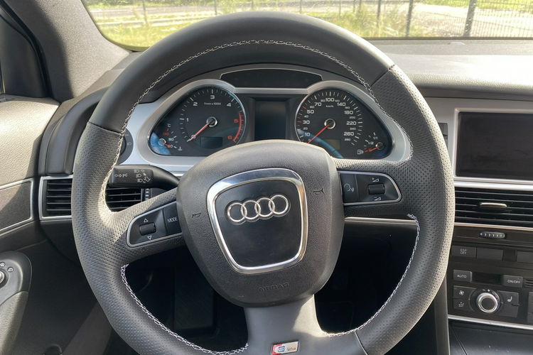 Audi A6 Zadbane rodzinne - bezwypadkowe z oryginalnym przebiegiem. zdjęcie 8