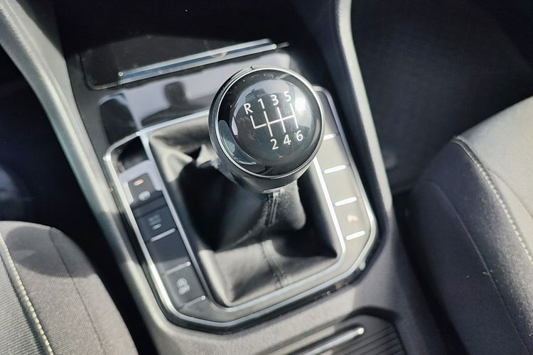 Volkswagen Golf Sportsvan Highline + BMT 1.4 Ltr. - 92 kW 16V TSI zdjęcie 22