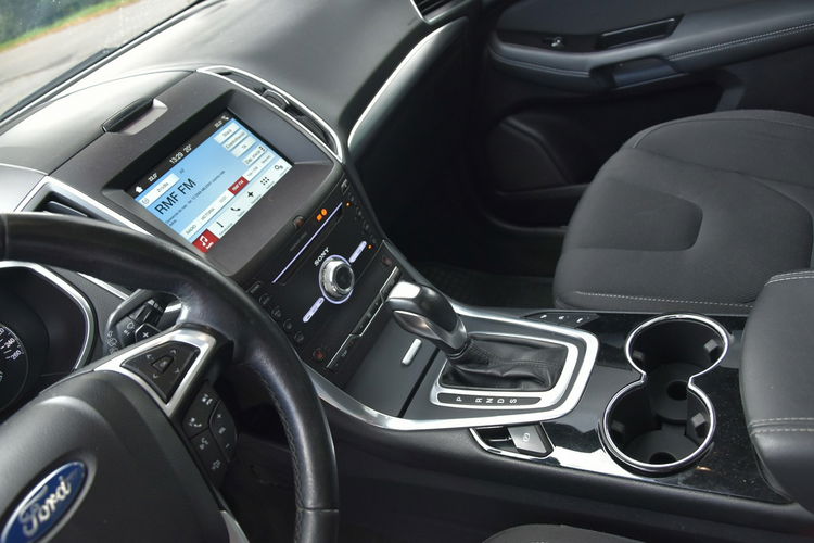 Ford S-Max 2.0TDCi 150KM Automat 2016r. LED 2xPDC Panorama NAVi POLECAM zdjęcie 10