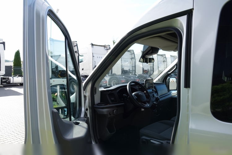 Ford TRANSIT / 6 miejsc + Najazd na wózek / Dla osób niepełnosprawnych / 2021 ROK zdjęcie 36