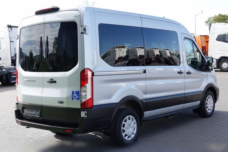 Ford TRANSIT / 6 miejsc + Najazd na wózek / Dla osób niepełnosprawnych / 2021 ROK zdjęcie 7