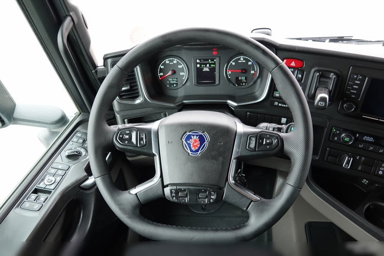 Scania R 450 / RETARDER / HYDRAULIKA do wywrotu + dwuobwodowa / CAŁA NA PODUSZKACH / 2018 ROK / SPROWADZONA / PO ZŁOTYM KONTRAKCIE SERWISOWYM zdjęcie 29